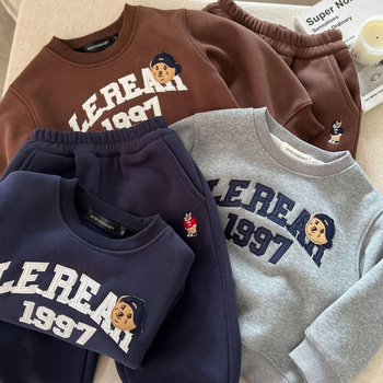 Dječji dvodijelni set od debelog flisa s motivom medvjeda: pulover s dugim rukavima i hlače, bez kapucje, mekana pamuk smjesa