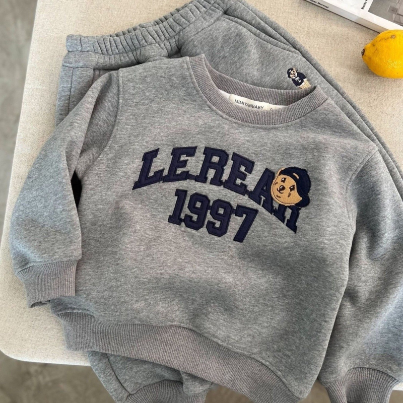 Dječji dvodijelni set od debelog flisa s motivom medvjeda: pulover s dugim rukavima i hlače, bez kapucje, mekana pamuk smjesa