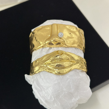 Narukvica od legure, elektroplatiranje, moderan gradski stil, ručni dodaci (Materijal: legura; Obrada: elektroplatiranje; Stil: moderan gradski; Kategorija: ručni dodaci)