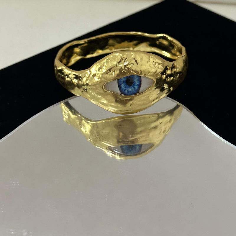 Narukvica od legure, elektroplatiranje, moderan gradski stil, ručni dodaci (Materijal: legura; Obrada: elektroplatiranje; Stil: moderan gradski; Kategorija: ručni dodaci)