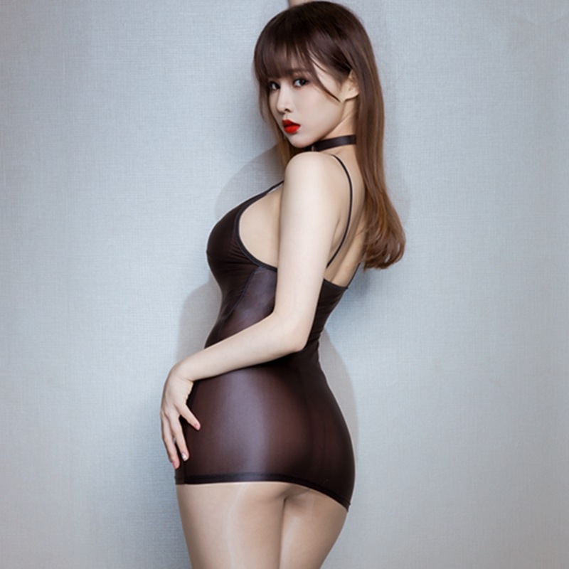 Noćna haljina od Ice Silk, bez rukava, bez ovratnika, ultratanka 41–60 g/m2, nylon 70–80%, prozračna.