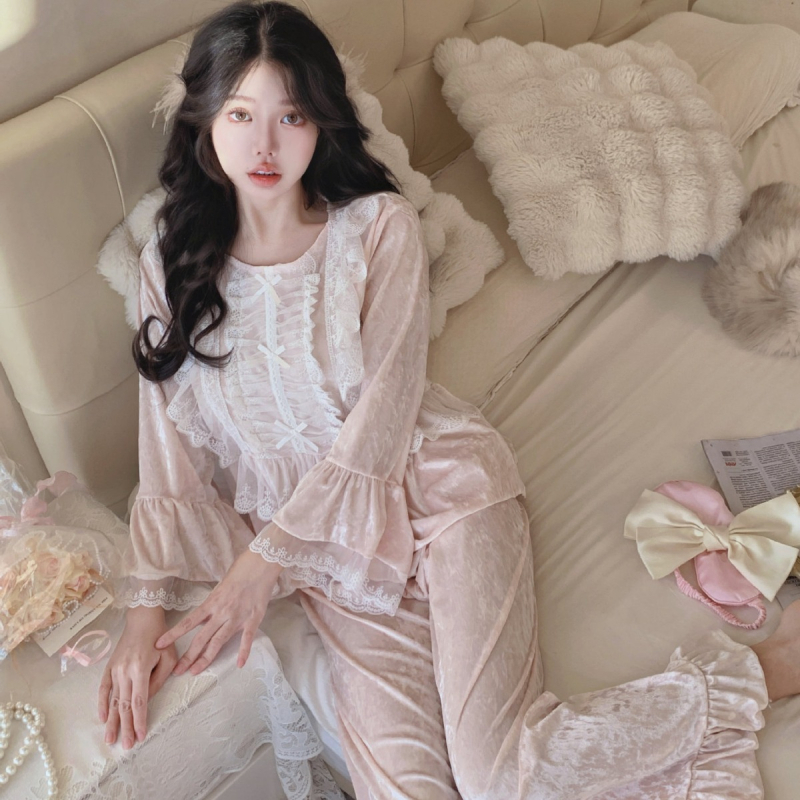 Set pijamale din catifea, stil francez, guler rotund, mâneci lungi, poliester 90–95%