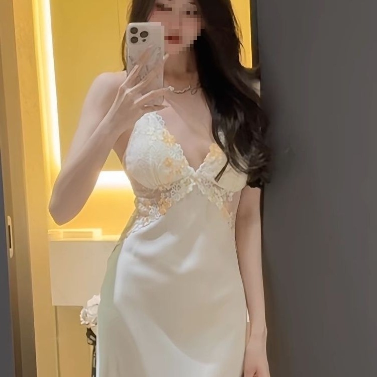 Μακριά νυχτικιά ύπνου με ανοιχτή πλάτη, φρερνς στυλ; δαντελωτές τιράντες και επένδυση στήθους; ύφασμα Ice Silk-βάμβακι 80–90%