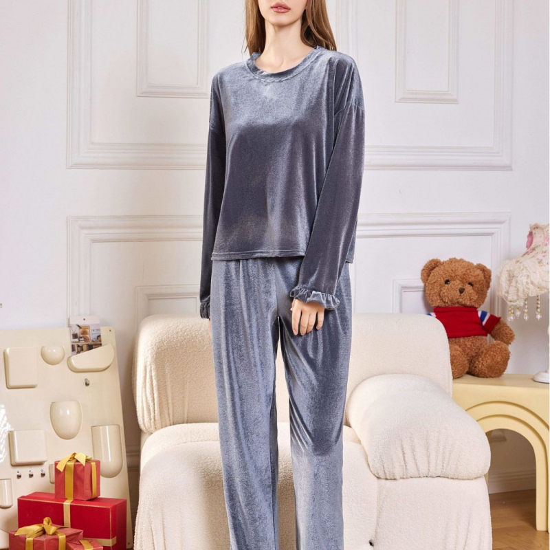 Set de pijamale din catifea pentru femei – două piese, mânecă lungă, guler rotund, top cu volane și pantaloni, poliester, grosime medie (201–250 g/m²)