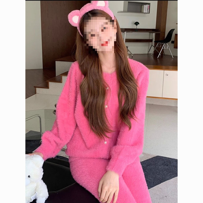 Γυναικείο χειμερινό σετ οικιακής χρήσης: ελαστικό βαμβάκι και ice silk, στρογγυλός γιακάς, μακριά μανίκια, φούστα μεσαίου μήκους, διατηρεί ζεστασιά