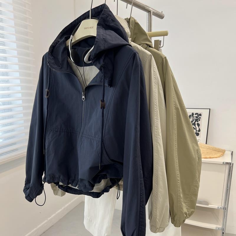 Moteriška medvilninė striukė su gobtuvu ir užtrauktuku, laisvas kirpimas, ilgos rankovės