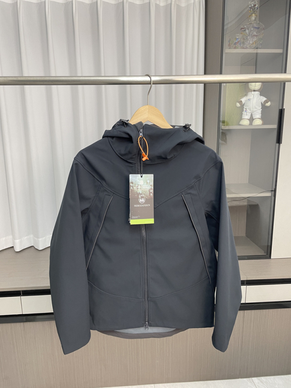 Ветроустойчиво и водоустойчиво софтшел яке – качулка, преден цип, дишащ полиестер, есенно-зимно