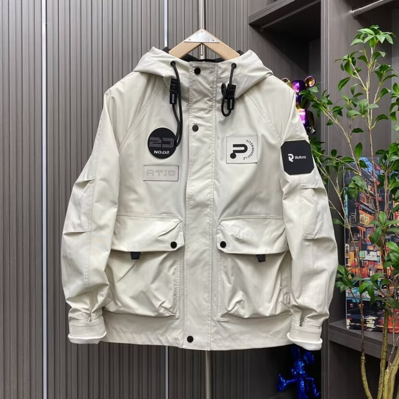 Férfi kapucnis dzseki, laza szabás, cipzáras záródás, álló gallér, egyszínű Vinylon anyag