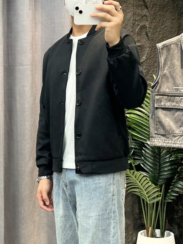 Férfi baseball kabát, laza fazon, gallér nélküli, egysoros gombolás, hosszú ujjú, tavasz–ősz