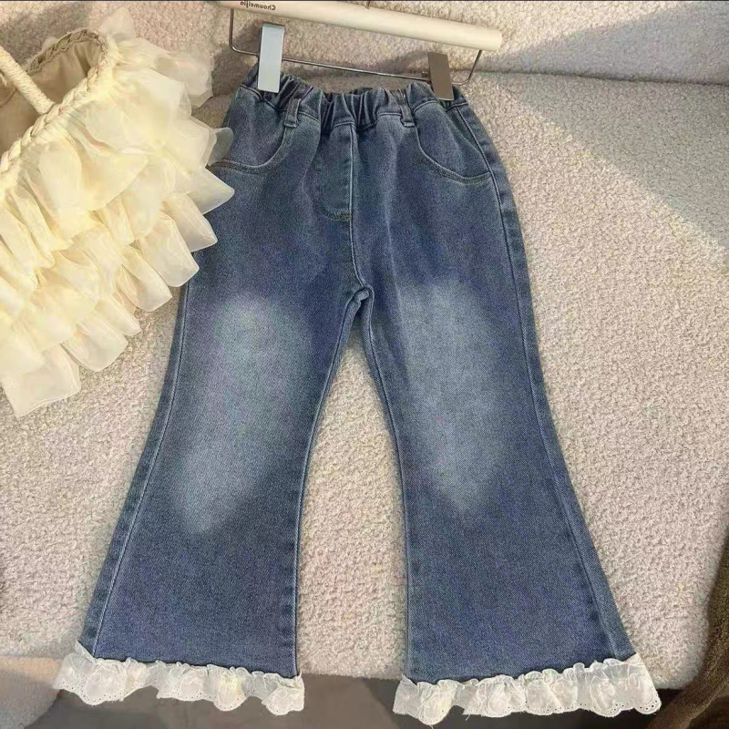 Koreai stílusú háromrészes babák/lányoknak szett: hosszú ujjú ing, kötött mellény és kordbársony nadrág; nyúl szőrme tartalom 81–90%; tavasz 2025