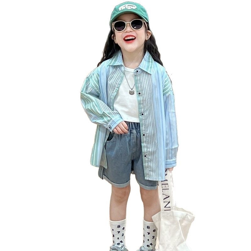 Koreai stílusú gyermek háromrészes öltöny hosszú ujjú csíkos inggel, mellény és denim rövidnadrággal, pamut 80%, 3–8 éveseknek, tavasz–ősz