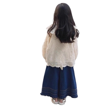 Korėjietiško stiliaus dviejų dalių komplektas mergaitėms: palaidinė su siuvinėta lėlės apykakle ir deniminės plačios kelnės | aukštas juosmuo, švelnus flanelis, pavasaris 2025