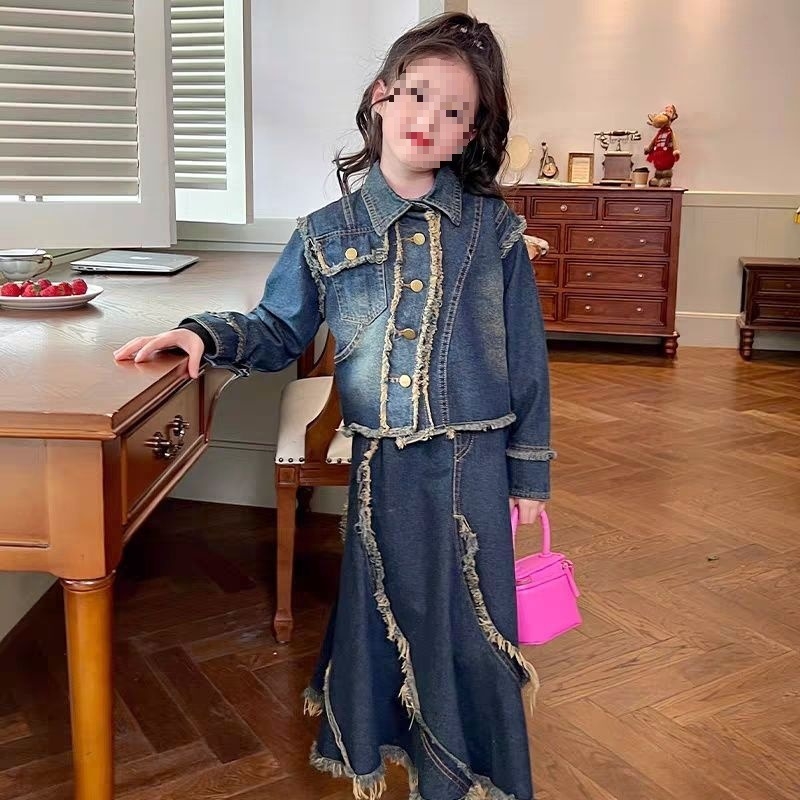 Ženski dvodijelni komplet – denim jakna i suknja, proljeće 2025, dugi rukav, jednobojni uzorak, corduroy tkanina s krznom kunića 30–50%