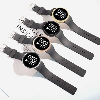 Unisex digitalni sat s velikim brojevima, svijetli zaslon, dodirni TFT zaslon i karbonsko kućište