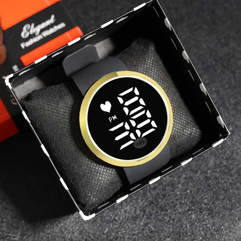 Unisex digitalni sat s velikim brojevima, svijetli zaslon, dodirni TFT zaslon i karbonsko kućište