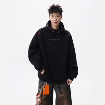 Etno stiliaus siuvinėta su gobtuvu džemperis, laisvas kirpimas, poliesterio pluoštas 91-95%, svoris 300-350 g, rudens sezonas