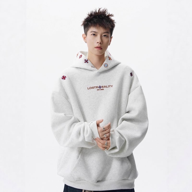 Etno stiliaus siuvinėta su gobtuvu džemperis, laisvas kirpimas, poliesterio pluoštas 91-95%, svoris 300-350 g, rudens sezonas