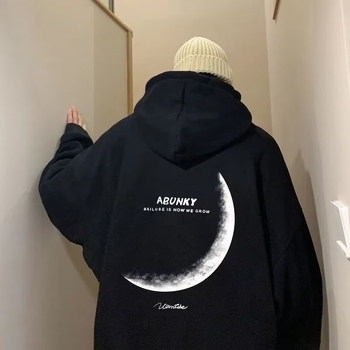 Kapuči džemperis su fliso pamušalu, laisvo kirpimo, šoninės kišenės, raidinis užrašas