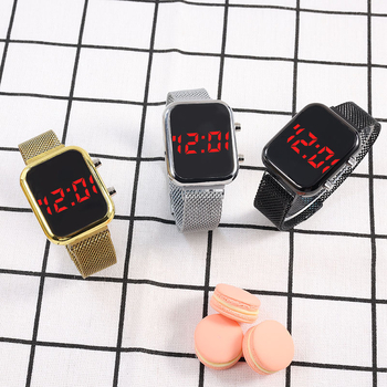 Електронен часовник за ученици, правоъгълен циферблат, цифров дисплей, електронно движение, корпус от сплав