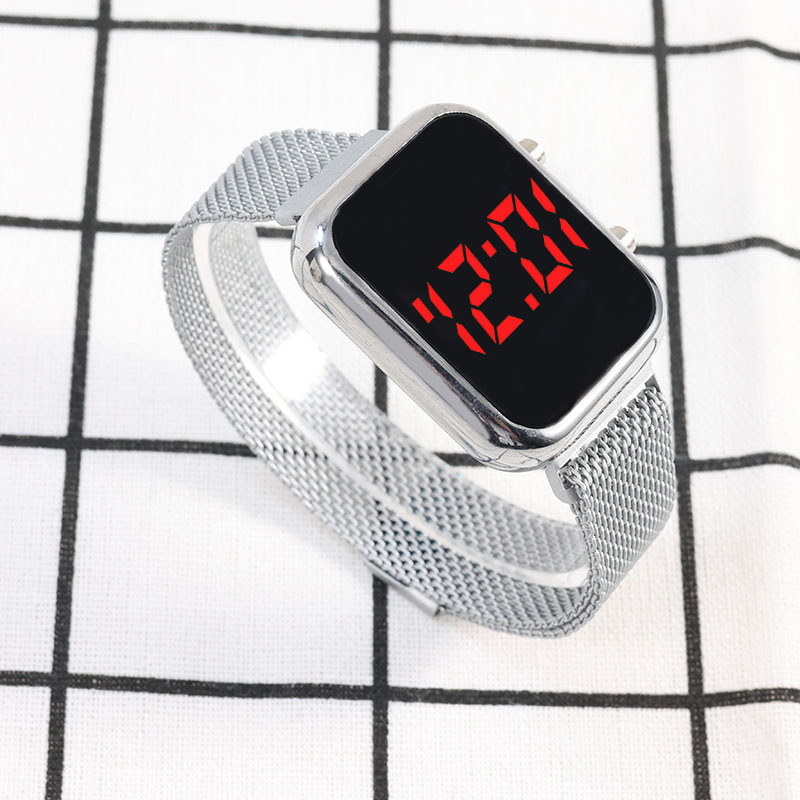 Електронен часовник за ученици, правоъгълен циферблат, цифров дисплей, електронно движение, корпус от сплав