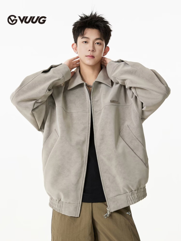 Kožna jakna sa stojećim ovratnikom, široka kroj, bez kapulje, detalj na zipu, bočni džepovi – za proljeće i jesen