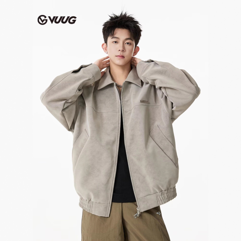 Kožna jakna sa stojećim ovratnikom, široka kroj, bez kapulje, detalj na zipu, bočni džepovi – za proljeće i jesen