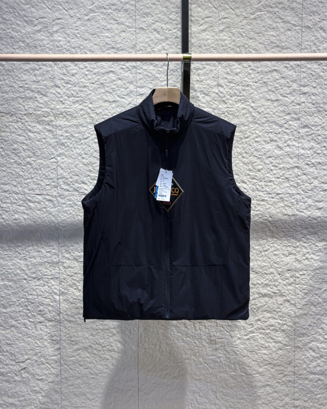 Muška pamučna vest s punjenjem od pamuka, stojeći ovratnik, zatvarač, vanjski materijal od polipropilena i podstava od pamuka