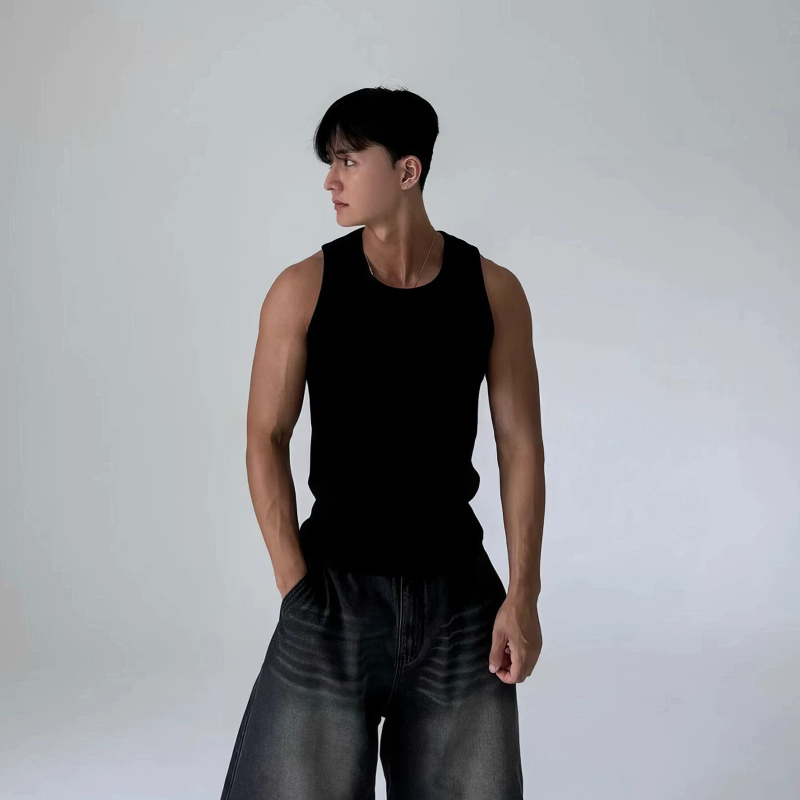 Meeste treeningvest, kootud, elastne kitsas lõige, 100% polüester, igapäevaseks treenimiseks