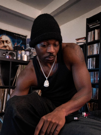 Meeste sporttank-t-särk: tihe sobivus lõige, 70% puuvillane, ribokangas, raske kangas, varrukateta