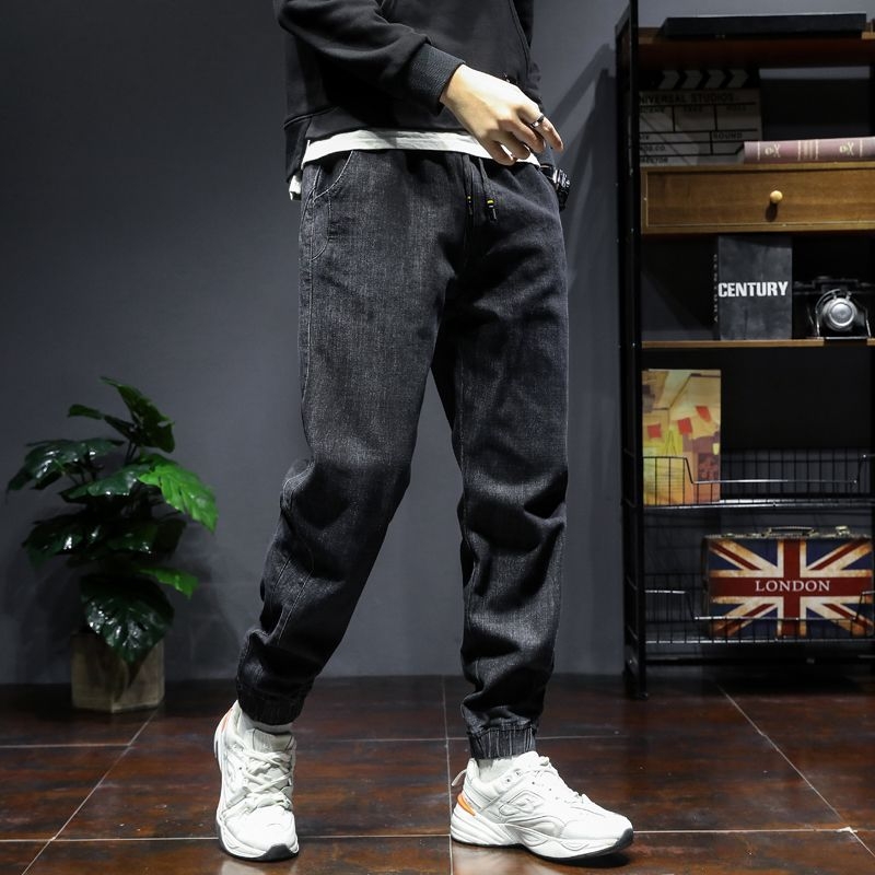 Vīriešu džinsi, brīvā piegriezuma, elastīgs materiāls, elastīga josta, rāvējslēdzēja aizdare