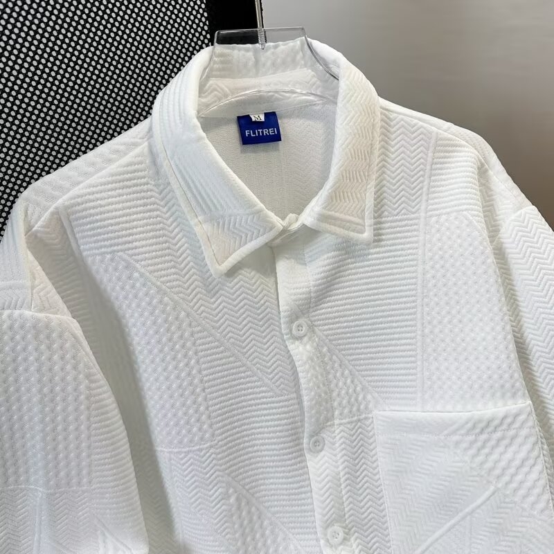 Muška košulja, široki kroj, duge rukave, šiljasti ovratnik, jacquard waffle uzorak, poliesterska mješavina 96%
