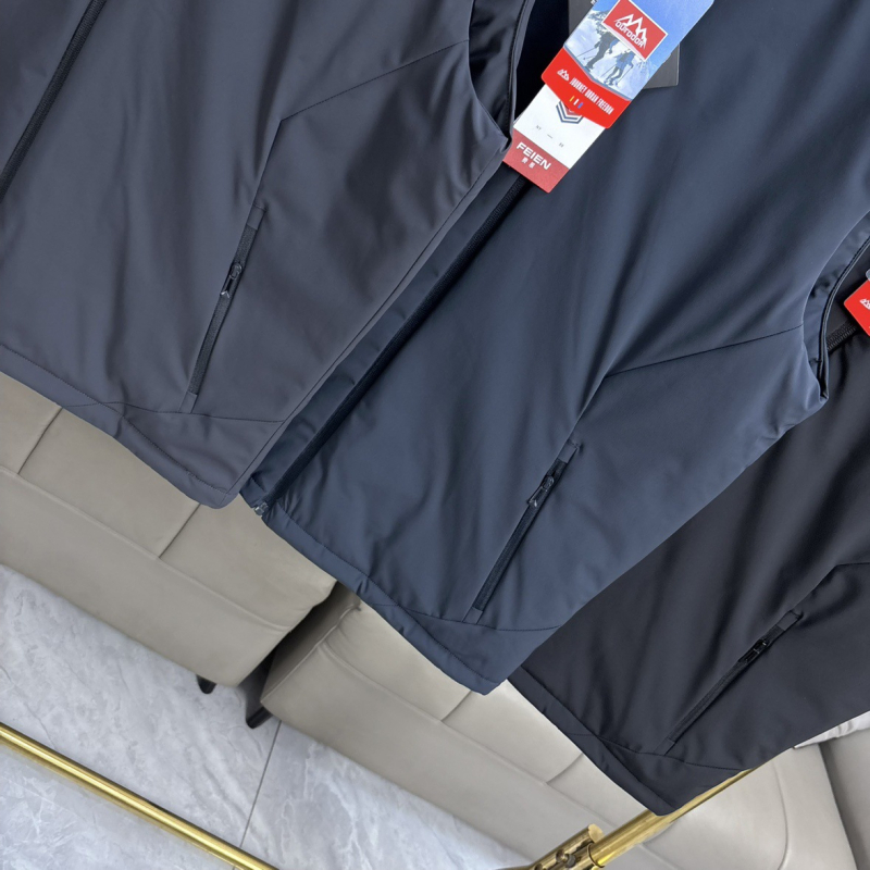 Talvine välistöö vest-jakk paksendatud soojusega, nailon 88%, seisukael, külgtaskud