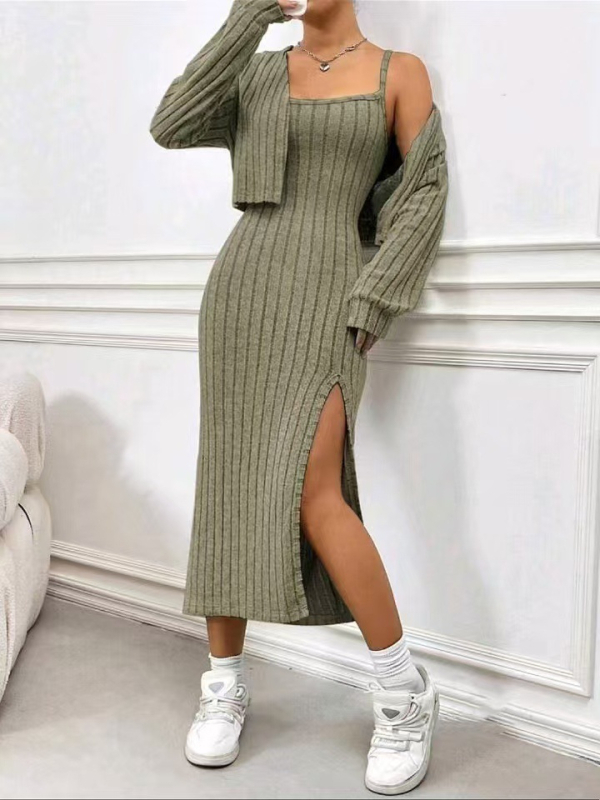 Ženska ljetna haljina u stilu camisole, uski kroj, jednobojna, s prorezom