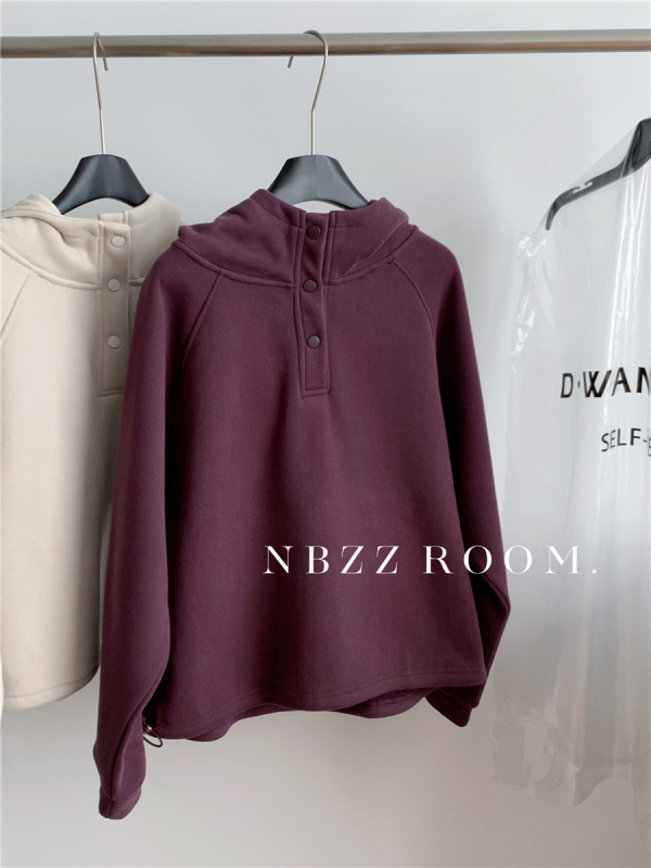 Ženski hoodie s kapuljom, 71,7% pamuka, fleec podstava, široki kroj, korejski stil, debeo, jesen-zima 2025