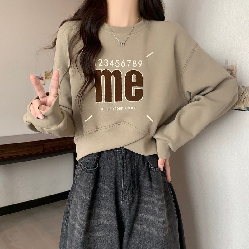 Ženski cropped sweatshirt s američkim retro printom, udoban kroj, prekršten dizajn, dugački rukavi, okrugli izrez