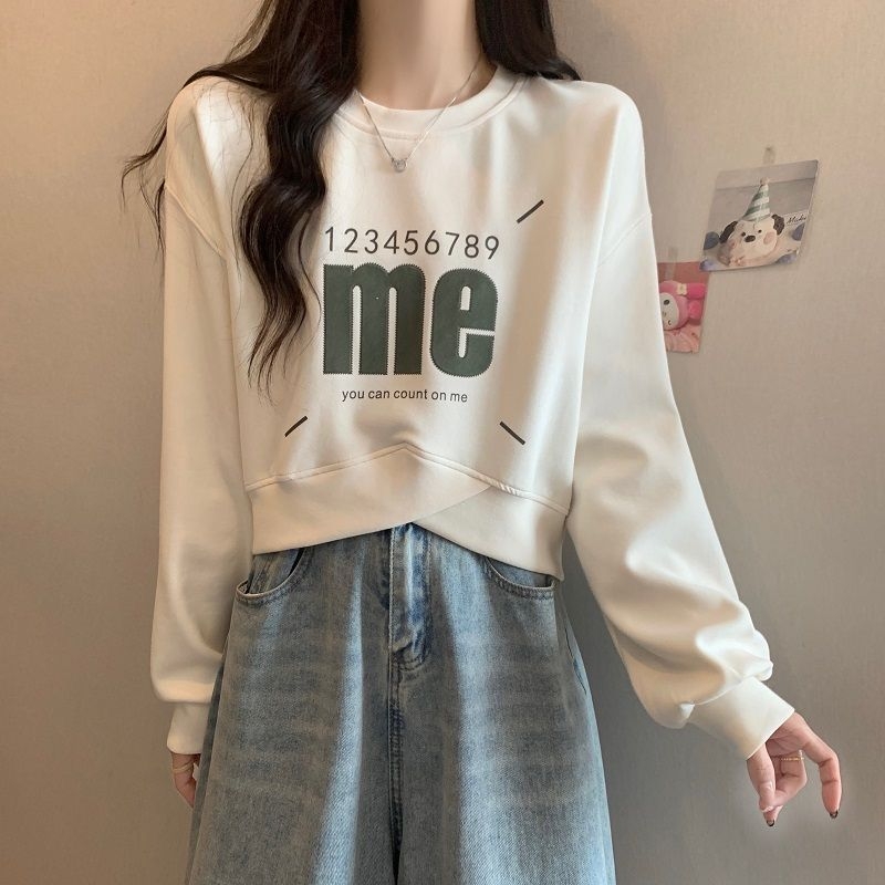 Ženski cropped sweatshirt s američkim retro printom, udoban kroj, prekršten dizajn, dugački rukavi, okrugli izrez