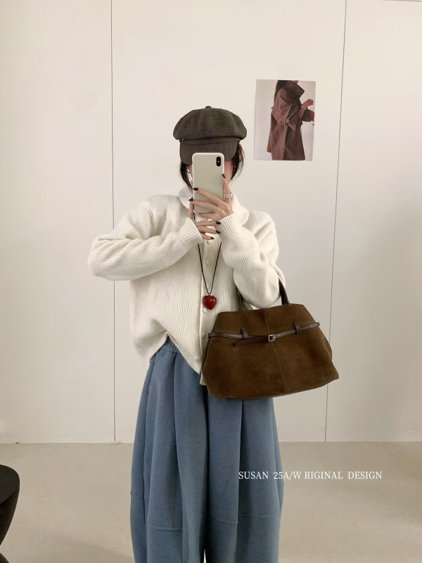 Cardigan cu guler de păpușă, fibră acrilică, tricot gros, croială lejeră, mâneci lungi