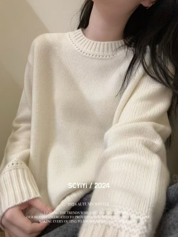 Naiste villane kampsun 95%+ vill, ümmargune kaelus, vaba lõige, pikad varrukad langevate õlgadega, talvise 2024 kollektsioon