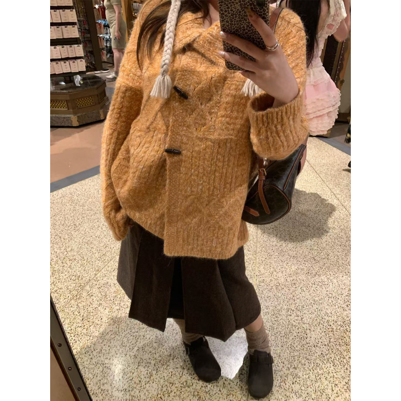 Pulover cardigan gros, guler rever, amestec acrilic-poliester, croi lejer, mâneci lungi