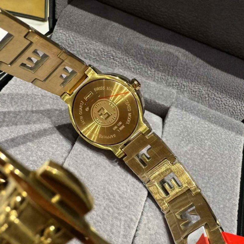 Ceas feminin rotund, mișcare quartz LS86, diametrul cadranului 37 mm, carcasă din aliaj, curea din piele naturală