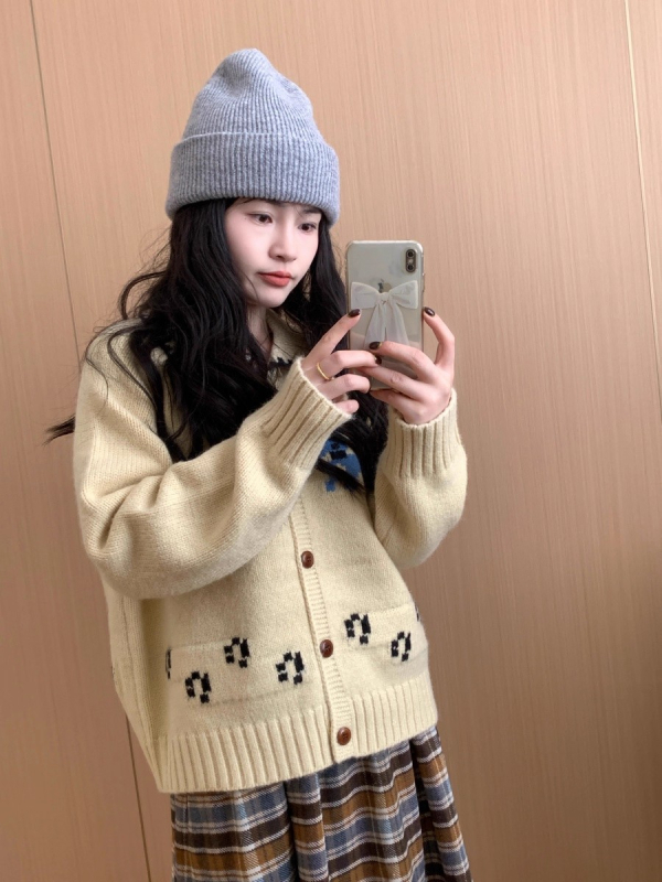 Cardigan tricotat din bumbac pentru femei, imprimeu cu câine în stil desen animat, guler turn-down, mâneci lungi