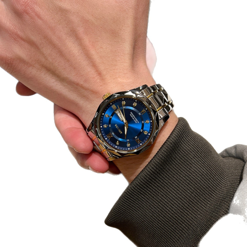 Muški sat s dualnim kalendarom, svijetleći cifernik, kvarcni mehanizam, promjer kućišta 41 mm, vodootpornost 30M