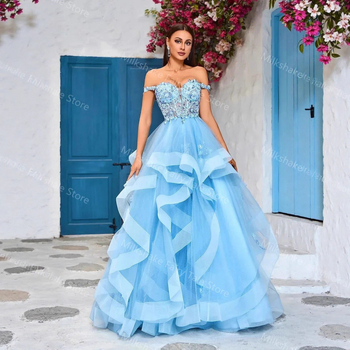 Vakara kleita ar vienu plecu, bez piedurknēm, garā kleita, augsta vidukļa, pūkaina svārka daļa, poliester 70–80%