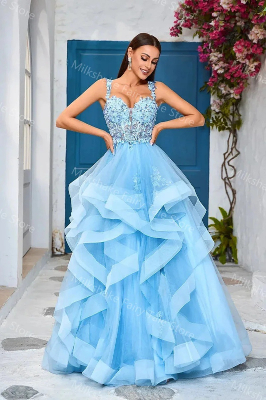 Vakara kleita ar vienu plecu, bez piedurknēm, garā kleita, augsta vidukļa, pūkaina svārka daļa, poliester 70–80%