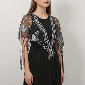 Τριγωνικό φουλάρι από πλέγμα με παγιέτες και μοτίβο πεταλούδας, φούντες; πολυεστέρας; κομψό στυλ για κοινωνικές εκδηλώσεις; κεντητή διακόσμηση; για όλες τις εποχές