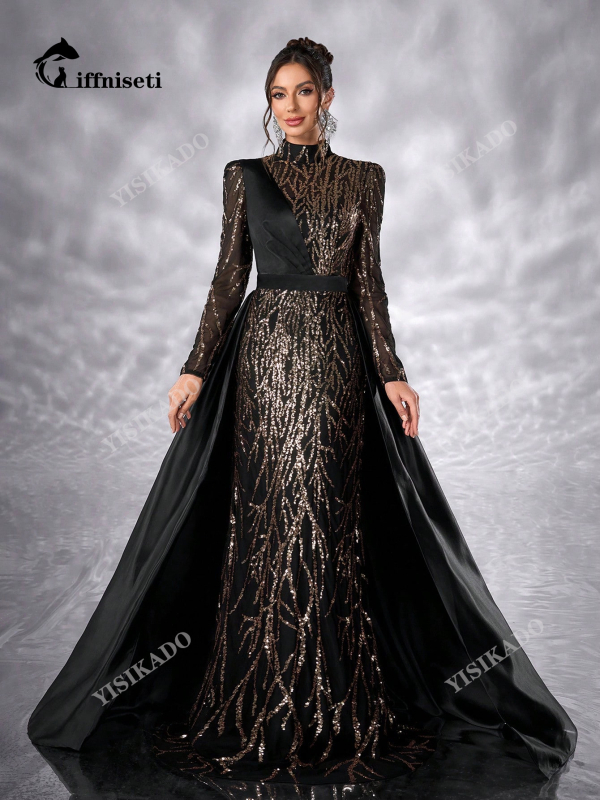 Estélyi ruha patchworkban, anyag: poliészter-spandex, álló gallér, hosszú ujjú