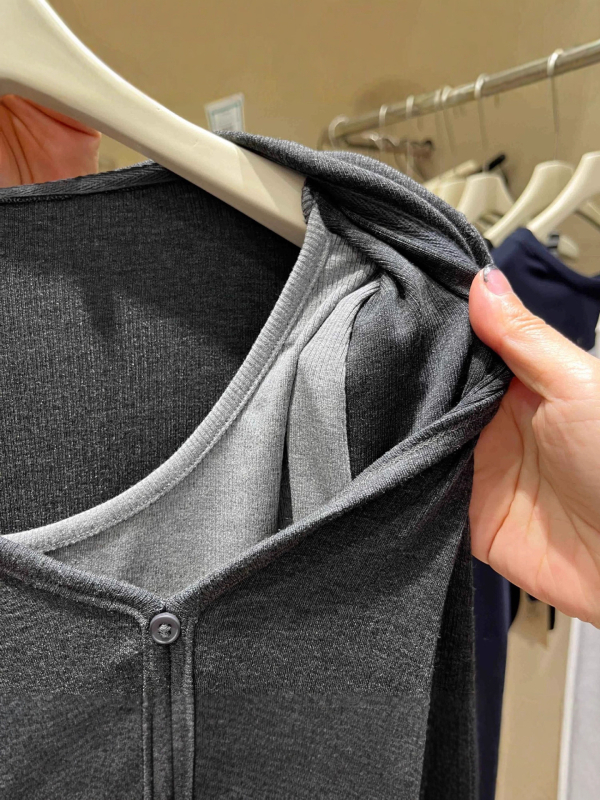 Majica s kapuljačom, dugih rukava, slobodna krojena, pamuk-poliester smjesa 30-50% poliester