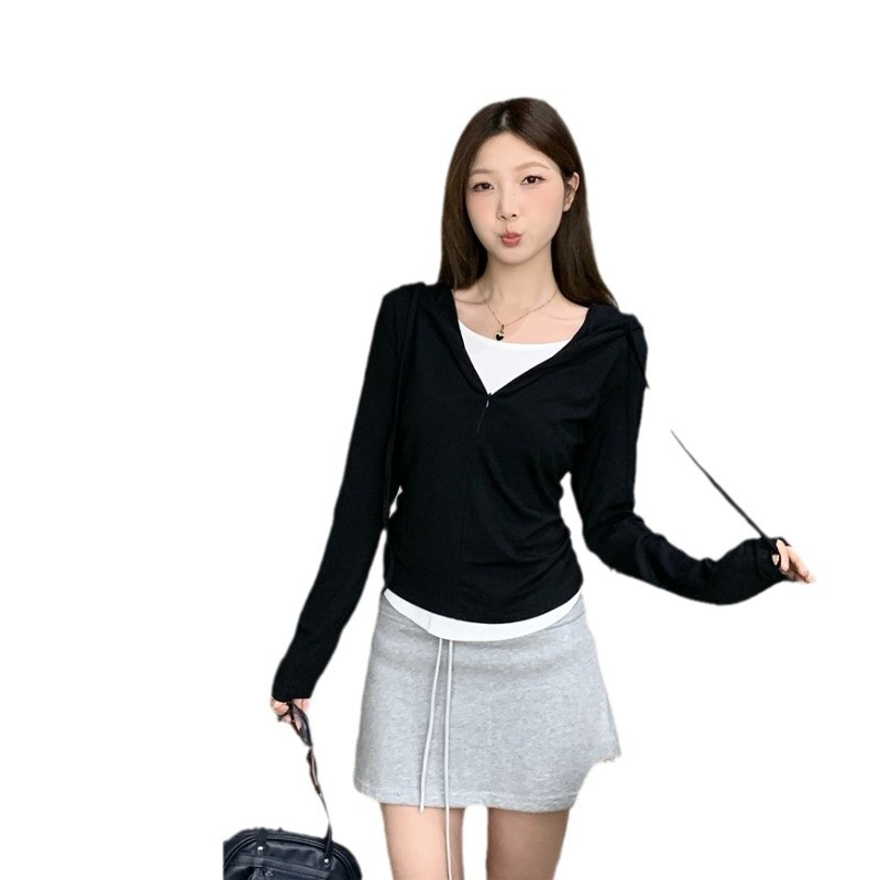 Női kapucnis hosszú ujjú pamut/spandex felső, egyszínű, szabásvonal szabályos