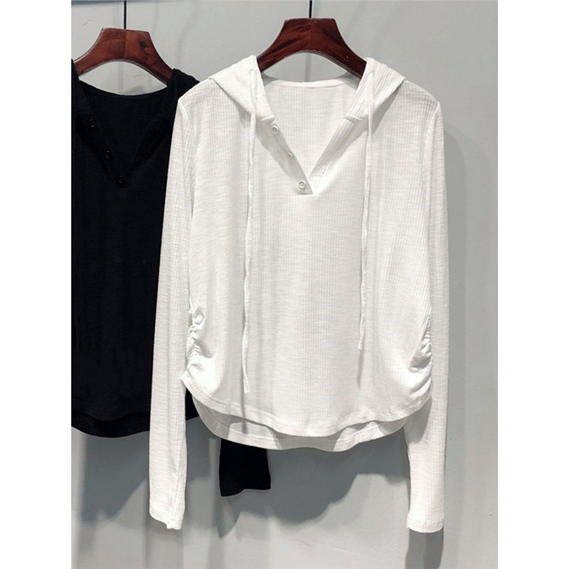 Oversize kapucnis hosszú ujjú póló viszkóz rostból, hímzés