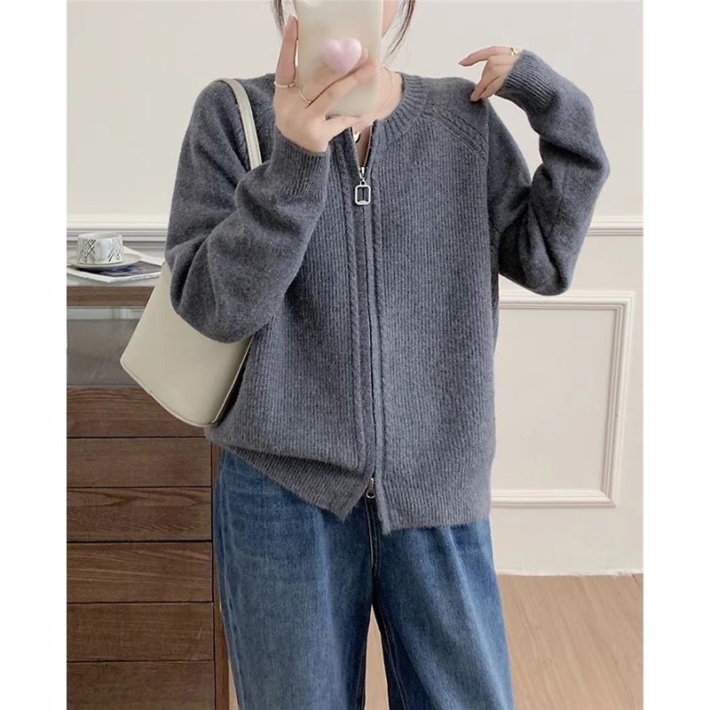 Ženski pleteni kardigan s zatvaračem, slobodnog kroja, korejski stil; materijal: poliester s kašmirm i pamukom, 30–50% spandex; dugi rukav, okrugli ovratnik, jesensko-zimsko razdoblje